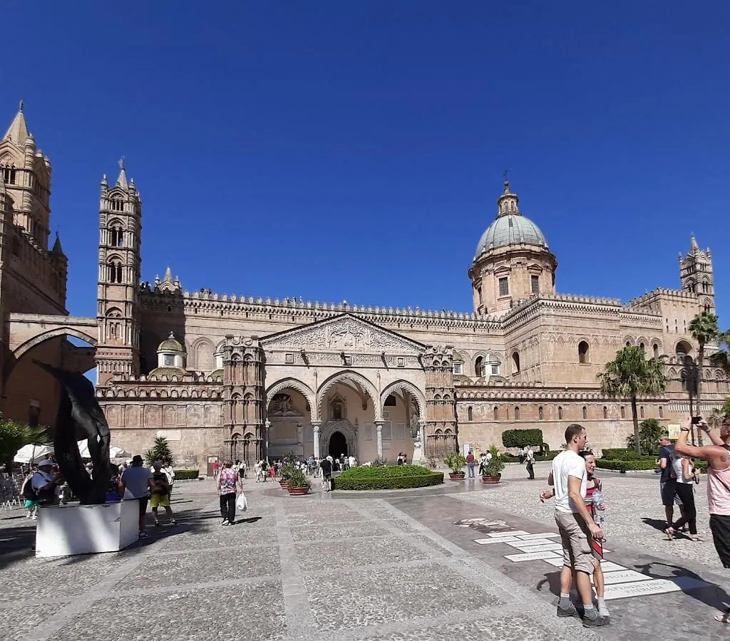 Lägenhet La Casetta Nel Borgo Palermo